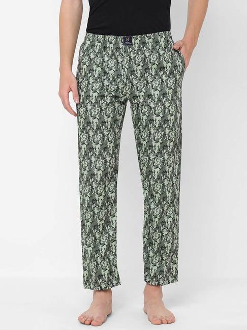 urban scottish green regular fit printed lounge pants