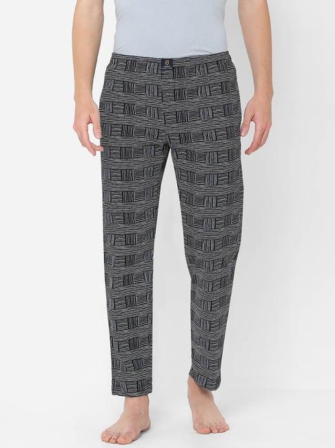 urban scottish black regular fit printed lounge pants