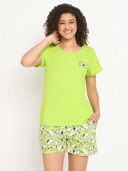 clovia green cotton printed top & shorts set