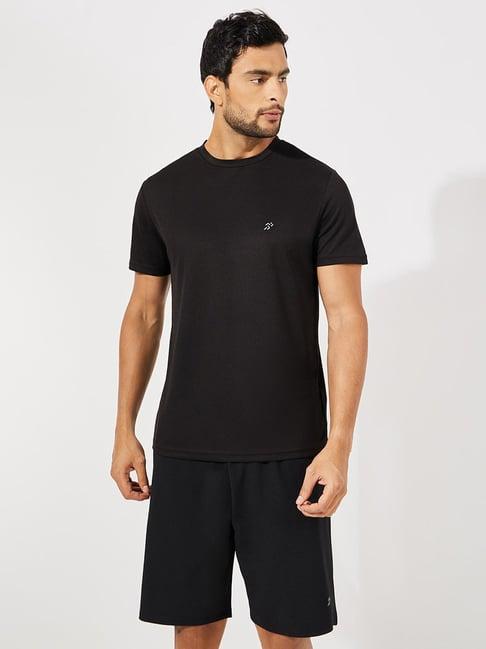 styli black regular fit textured sports t-shirt & shorts set