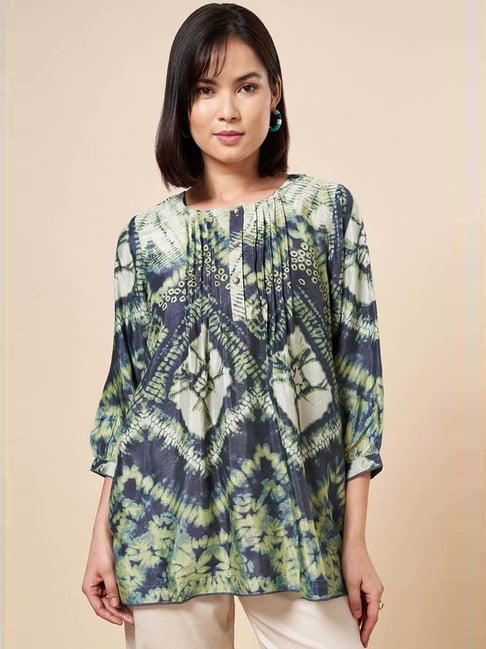 marigold lane navy & green printed top