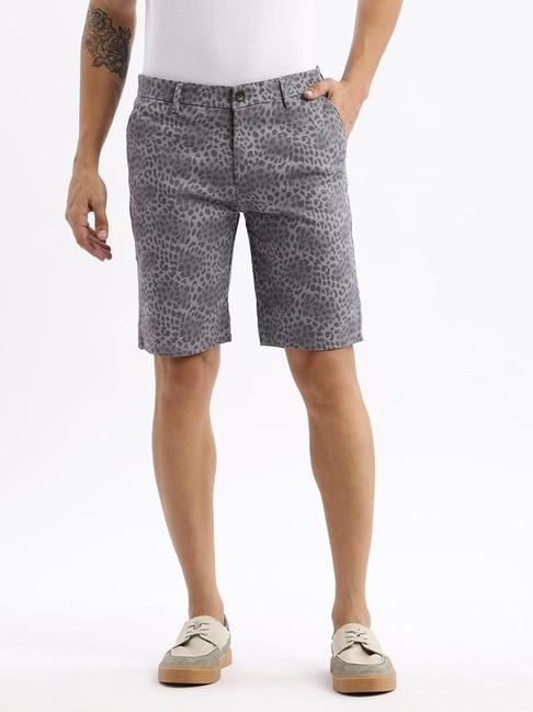 showoff grey cotton slim fit printed shorts