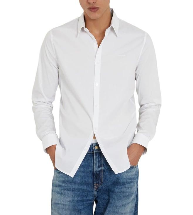 guess men's white cotton blend solid slim fit spread collar full sleeve shirt