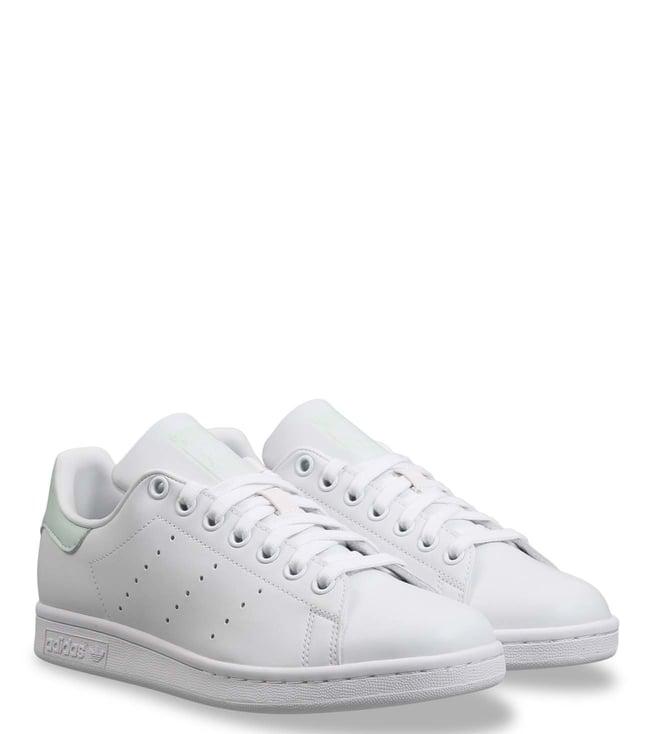 adidas originals women's ftwwht/dshgrn/cblack stan smith sneakers