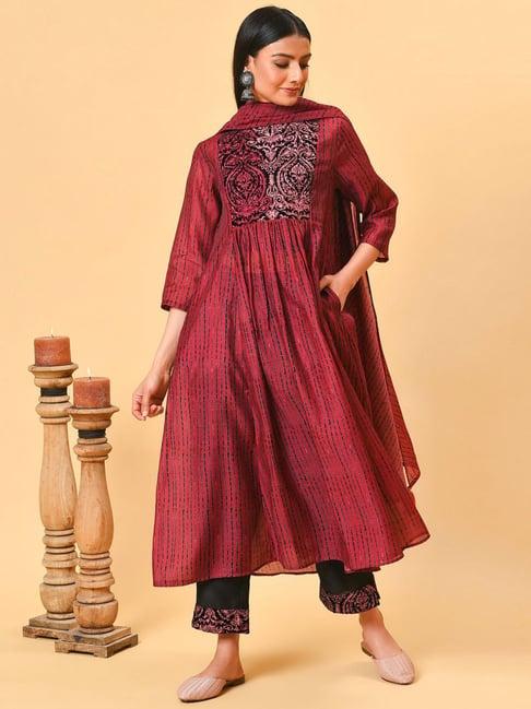 nuhh maroon embroidered shibori kurta with pant & dupatta