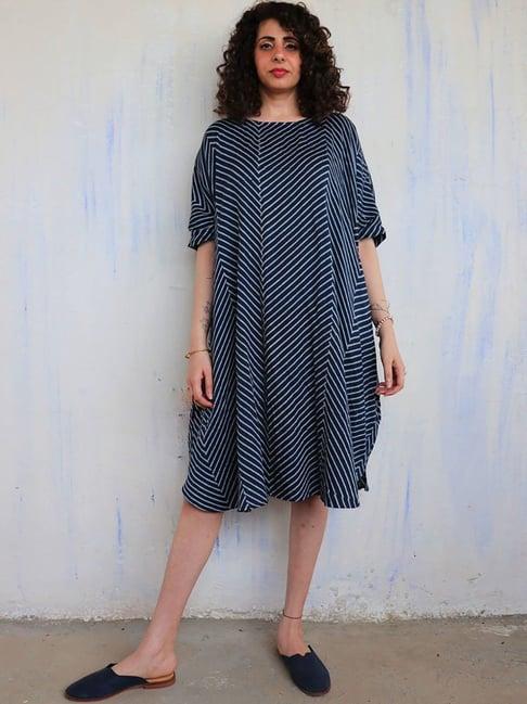 chidiyaa blue zigzag stripes dress