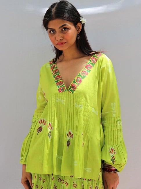 chidiyaa bud green block printed v neck cotton top fos