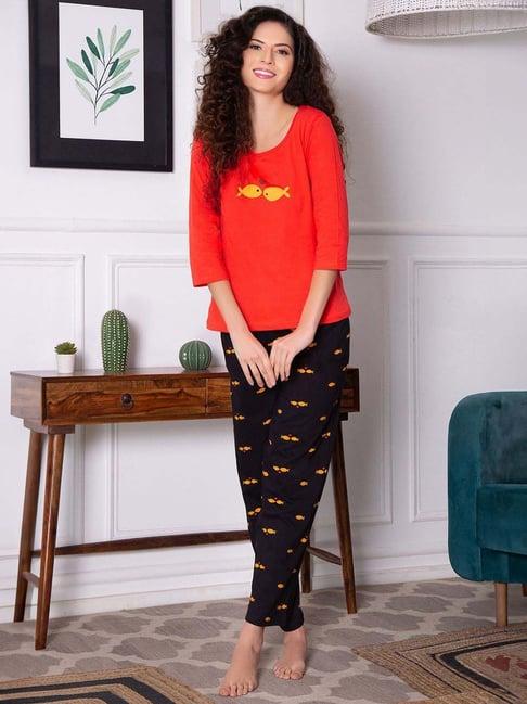 clovia black & red printed top with pyjamas