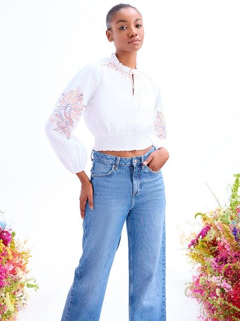 cover story white cotton embroidered crop top