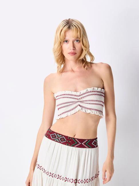 cover story white cotton embroidered crop top