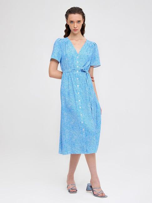 cover story blue printed shirt dress