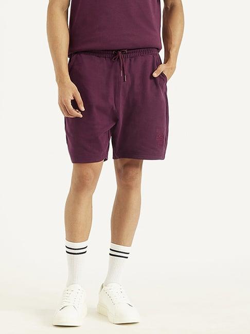 levi's burgundy cotton regular fit shorts