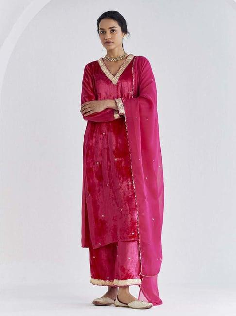 ancestry fuchsia embroidered dupatta