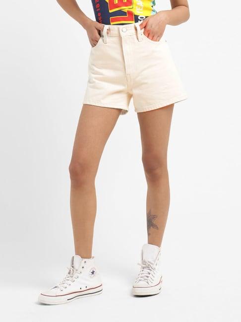 levi's cream denim shorts