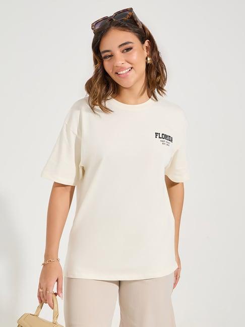 styli beige cotton graphic print oversized t-shirt