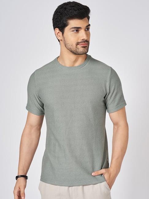 7 alt by pantaloons grey cotton slim fit texture t-shirt