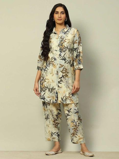 rangriti off white printed kurta pant set