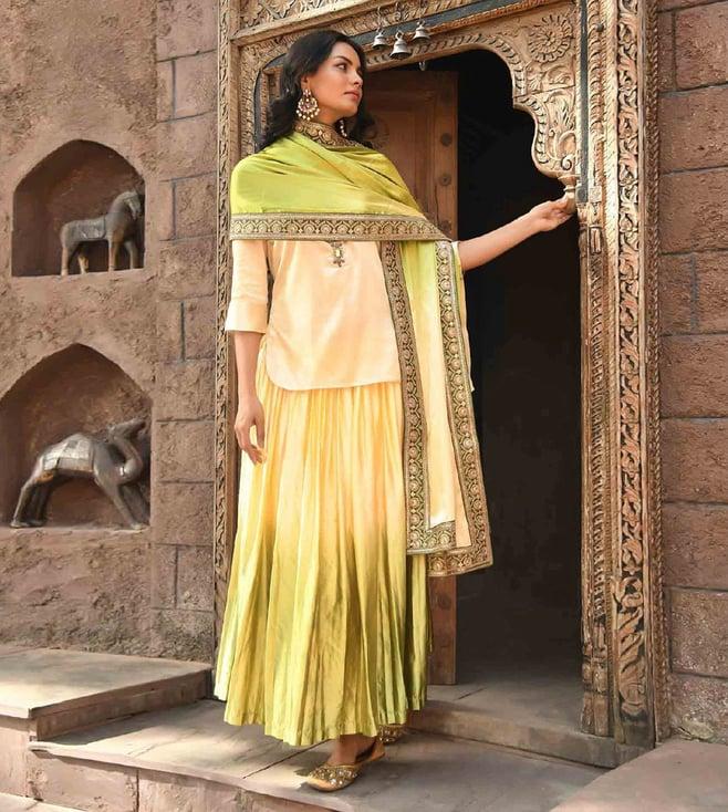 nuhh yellow & green jashn ombre satin choli skirt & dupatta set