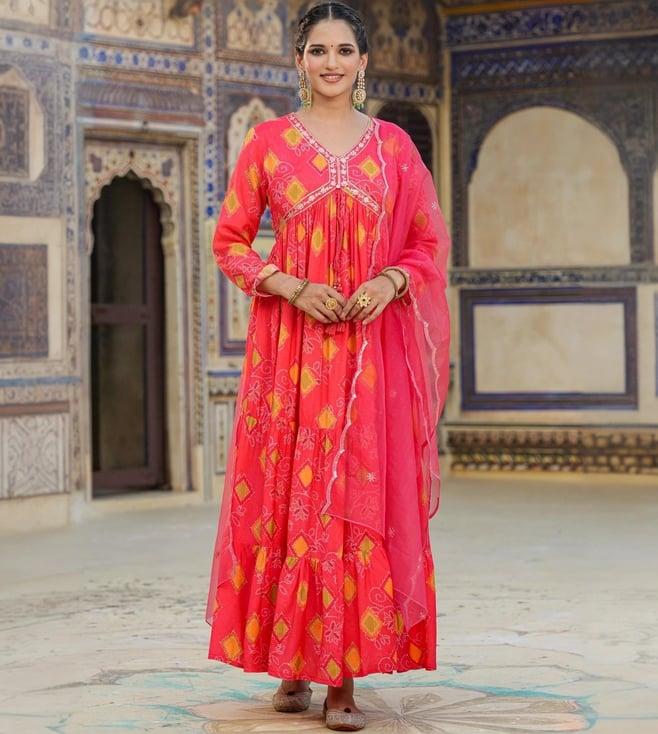 scakhi coral muslin silk bandhani dress with dupatta