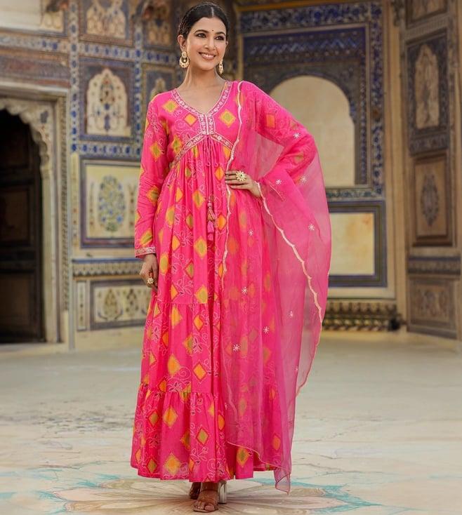 scakhi pink muslin silk bandhani dress with dupatta