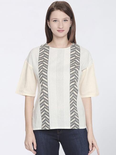 109 f cream cotton printed top