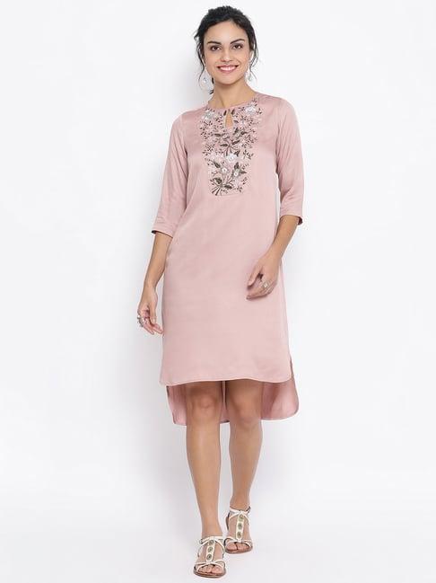 lela pink button embroidered at yoke long tunic