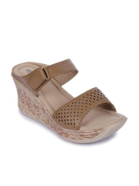 senorita by liberty women's tan casual wedges