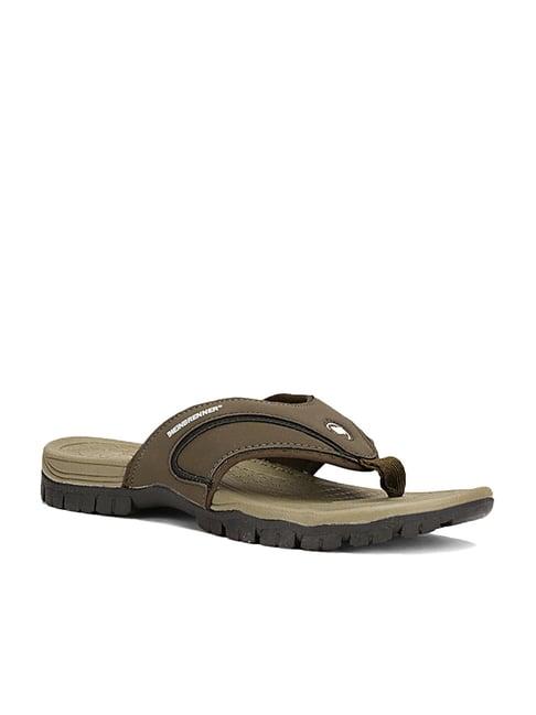 weinbrenner by bata men's arizona khaki flip flops