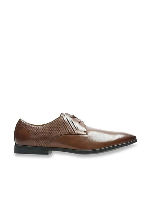 clarks men's bampton tan derby shoes