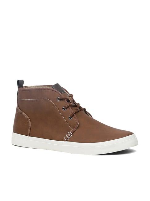 bata men's brown chukka boots