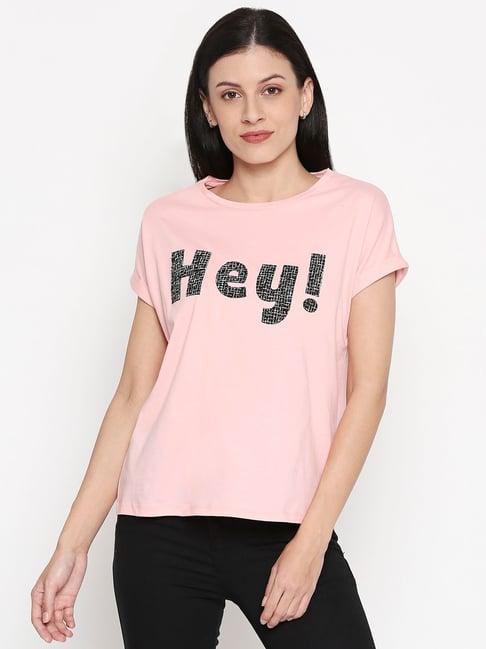 people pink graphic print t-shirt