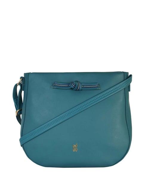 gg by baggit leppy silvy blue solid medium sling handbag