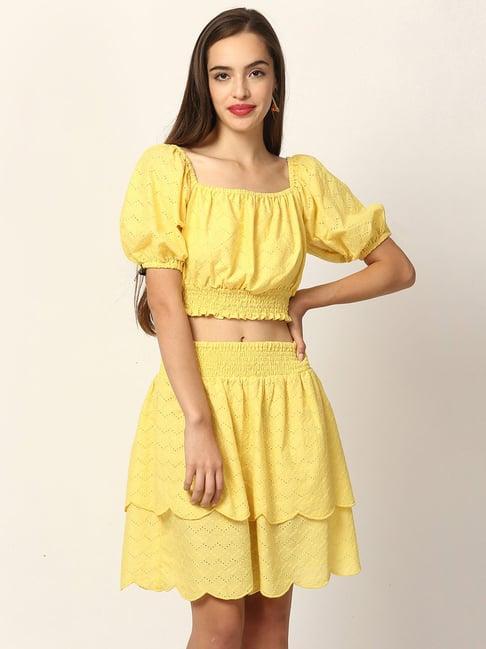 elle yellow cut work crop top