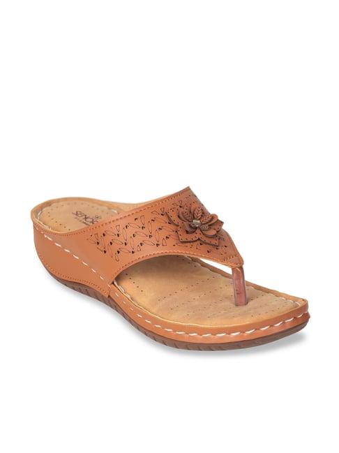 senorita by liberty women's tan thong wedges