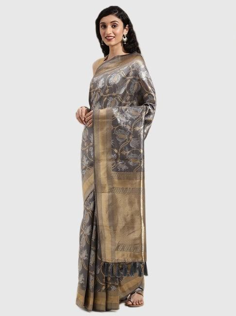 vastranand grey printed saree with blouse