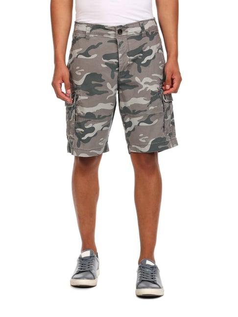 aeropostale grey cotton regular fit camouflage cargo shorts