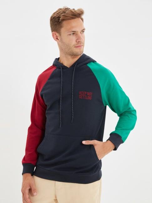 trendyol navy & green regular fit colour block hooded sweatshirt