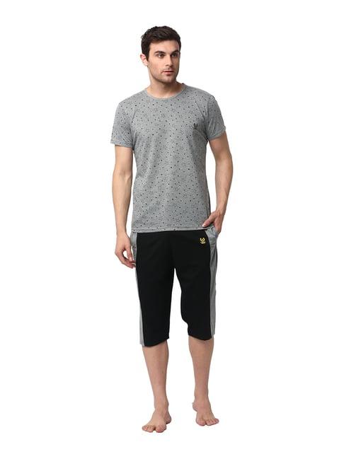 vimal jonney grey & black printed t-shirt & capris