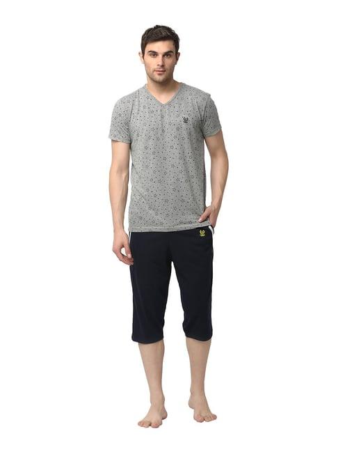 vimal jonney light grey & navy printed t-shirt & capris