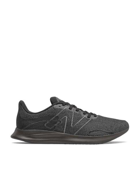 new balance men's lowky pitch black running shoes