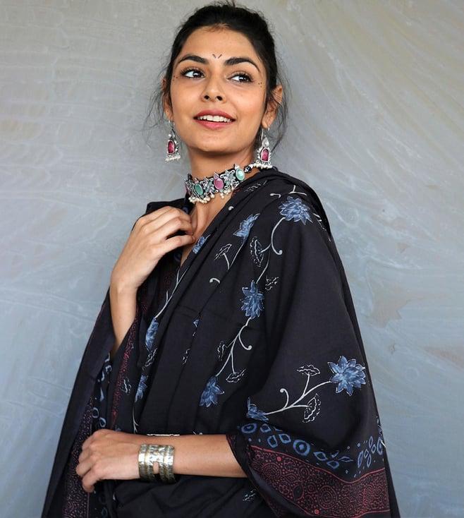 chidiyaa enchanted black hand printed pure cotton dupatta