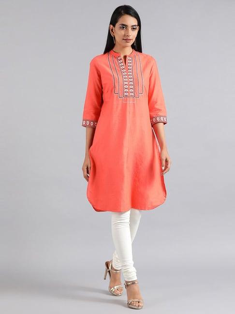 w peach textured tasseled kurta