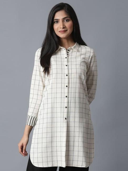 w beige shirt collar check kurti