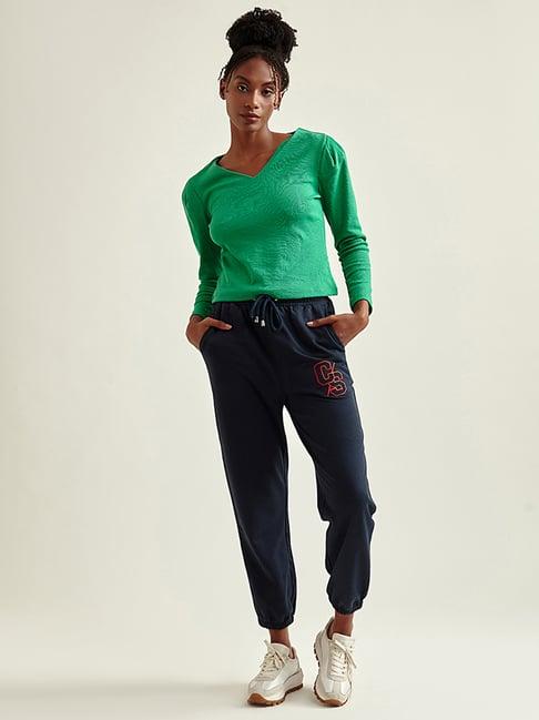 cover story green v neck top