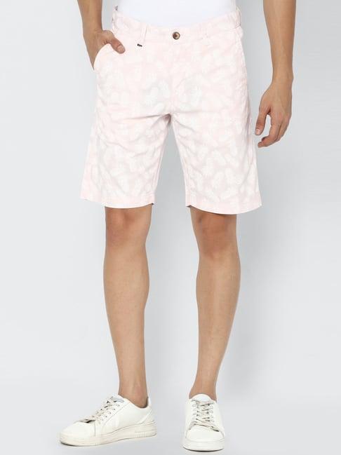 louis philippe pink cotton slim fit printed shorts