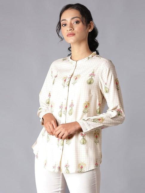 w beige floral print shirt