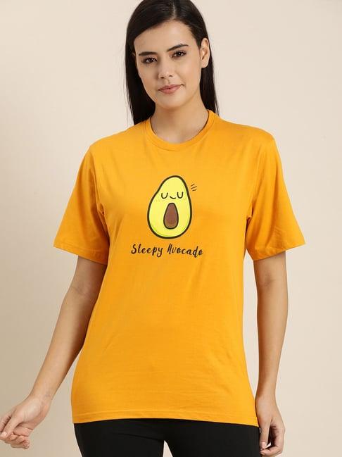 quarantine mustard graphic print t-shirt