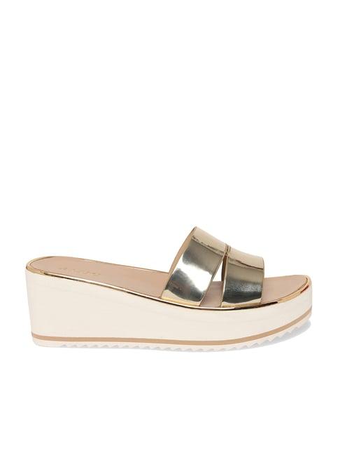 aldo women's golden casual wedges