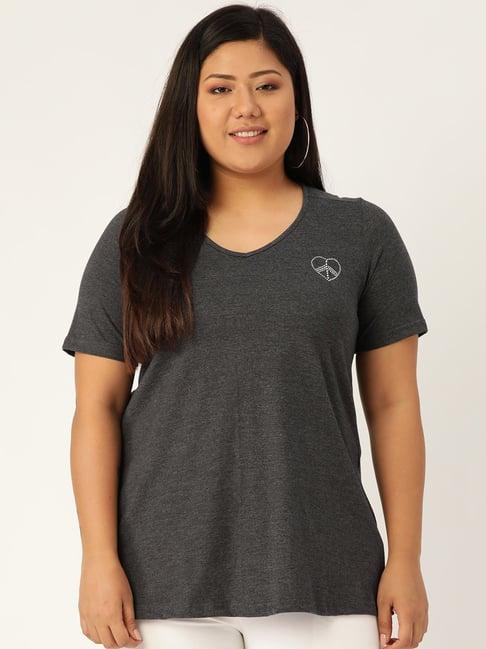 therebelinme grey v-neck t-shirt