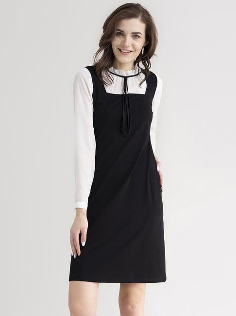 fablestreet black color-block shift dress